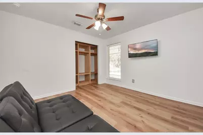 155 Springs Edge Drive N, Conroe, TX 77356 - Photo 32