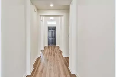 10818 Carolina Willow Ct, Cypress, TX 77433 - Photo 2