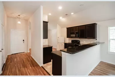 1722 York Creek Drive, Houston, TX 77014 - Photo 6
