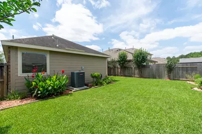 1722 York Creek Drive, Houston, TX 77014 - Photo 28