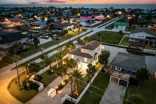 21928 Lampasas Dr, Galveston, TX 77554 - Photo 44