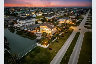 21928 Lampasas Drive, Galveston, TX 77554 - Photo 42