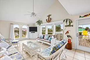 21928 Lampasas Dr, Galveston, TX 77554 - Photo 8