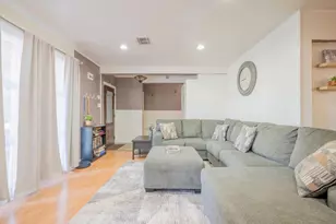 1619 Shadow Bend Dr, Houston, TX 77043 - Photo 18