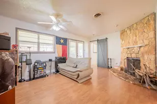 1619 Shadow Bend Dr, Houston, TX 77043 - Photo 22
