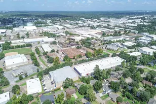 1619 Shadow Bend Dr, Houston, TX 77043 - Photo 16