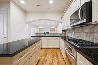 4732 Banning Drive, Houston, TX 77027 - Photo 6