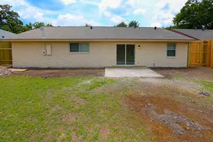 7626 Troulon Dr, Houston, TX 77074 - Photo 14