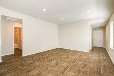 14416 Sugar Pines Drive, Conroe, TX 77302 - Photo 10