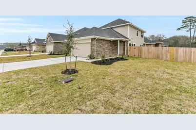 3906 Sugardale Street, Baytown, TX 77521 - Photo 4