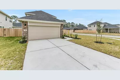 3906 Sugardale Street, Baytown, TX 77521 - Photo 2