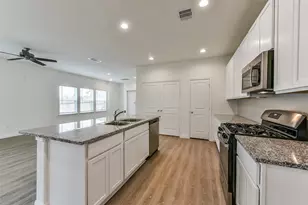 3906 Sugardale St, Baytown, TX 77521 - Photo 12