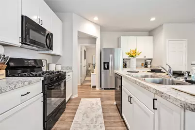 10527 Meadow Saffron Drive, Houston, TX 77016 - Photo 12