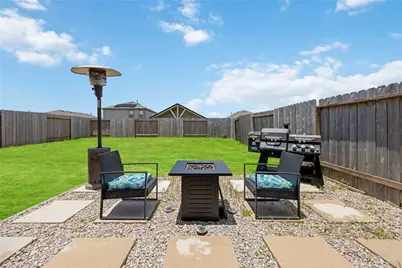 10527 Meadow Saffron Drive, Houston, TX 77016 - Photo 26