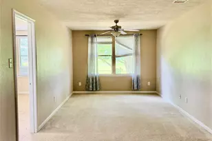 16010 Limestone Lake Dr, Tomball, TX 77377 - Photo 10