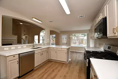 12426 Silverwyck Drive, Houston, TX 77014 - Photo 14