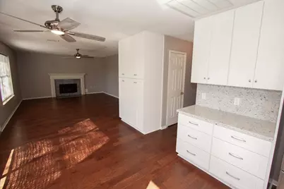 3914 Ivywood Drive, Pearland, TX 77584 - Photo 4