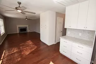 3914 Ivywood Dr, Pearland, TX 77584 - Photo 4