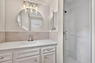 5239 Lymbar Dr, Houston, TX 77096 - Photo 32