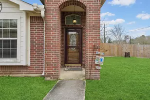 26975 Sabinal Trail, Magnolia, TX 77355 - Photo 4