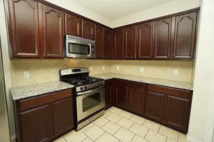 4022 Regal Stone Ln, Sugar Land, TX 77479 - Photo 6