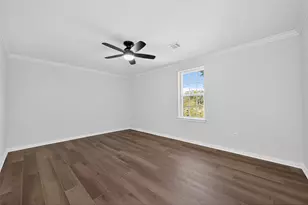10594 Rustling Oaks Dr, Conroe, TX 77303 - Photo 14