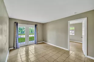 770 Memorial Mews St, Houston, TX 77079 - Photo 2