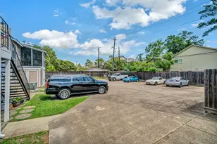 770 Memorial Mews St, Houston, TX 77079 - Photo 14
