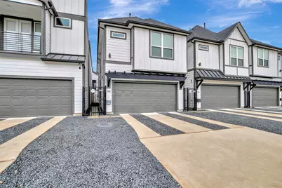 119 E 43rd Street #B, Houston, TX 77018 - Photo 2