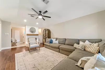 2802 Park Meadows Avenue, Deer Park, TX 77536 - Photo 8