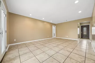 13518 Greenbriar Drive, Sugar Land, TX 77498 - Photo 2