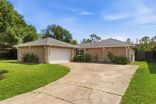 3415 Honey Creek Dr, Houston, TX 77082 - Photo 2