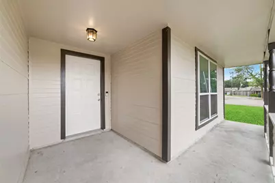 1002 Afton Court, Tomball, TX 77375 - Photo 4