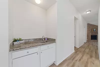 1002 Afton Court, Tomball, TX 77375 - Photo 6