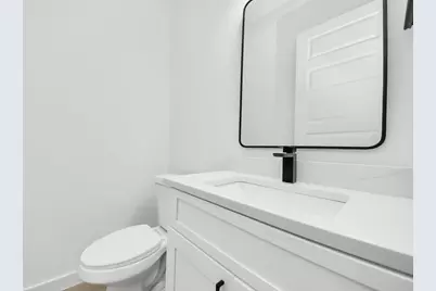 7935 Sunnyhill Street, Houston, TX 77088 - Photo 8