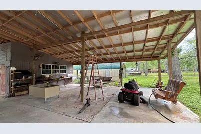 563 Forrest Lawn, Wharton, TX 77488 - Photo 4