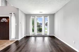 10219 S Sable Trail Ln, Houston, TX 77064 - Photo 4