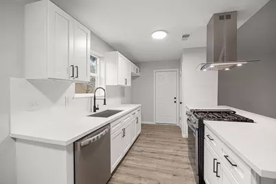 3515 Claverton Drive, Houston, TX 77066 - Photo 10