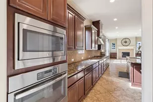 9806 Mount Shasta, Missouri City, TX 77459 - Photo 10