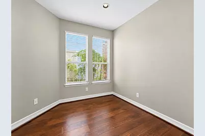 96 S Piper Trace, The Woodlands, TX 77381 - Photo 14
