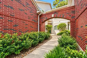96 S Piper Trace, The Woodlands, TX 77381 - Photo 2