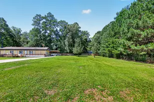 141 Fitzgerald Ln, Livingston, TX 77351 - Photo 4