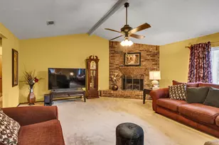 21822 Roseville Dr, Spring, TX 77388 - Photo 6