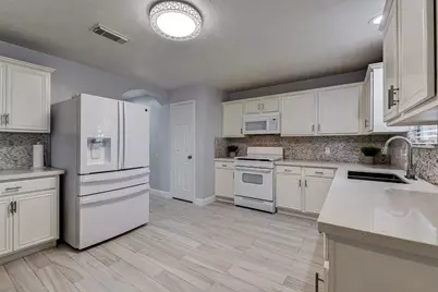 2214 Brimmage Drive, Houston, TX 77067 - Photo 8