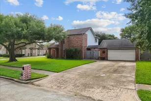 1016 Glenshannon Ave, Friendswood, TX 77546 - Photo 4
