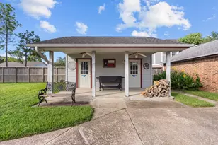 1016 Glenshannon Ave, Friendswood, TX 77546 - Photo 12