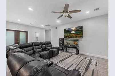 4122 Brookston Street, Houston, TX 77045 - Photo 8