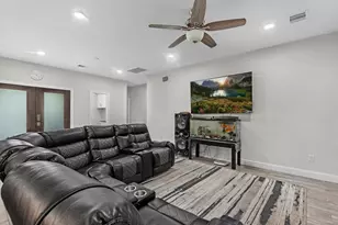 4122 Brookston St, Houston, TX 77045 - Photo 8