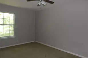 5783 Westover St, Houston, TX 77033 - Photo 6