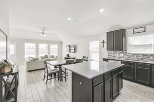 3127 Everwood Trl, Rosenberg, TX 77471 - Photo 10